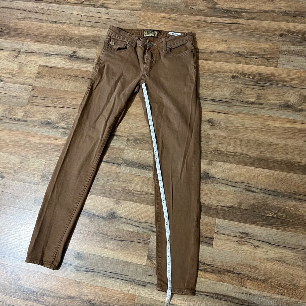 Woman’s size 27 khakis
